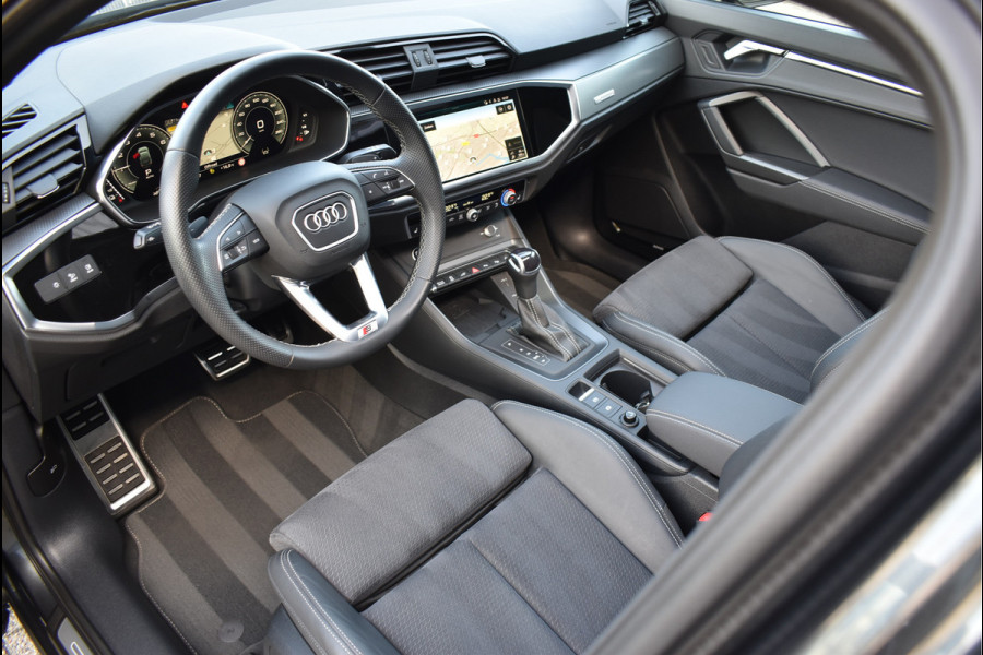 Audi Q3 Sportback 45 TFSI e S-Line 245 Pk Pano Navi Memory 360 Camera ACC 20 Inch