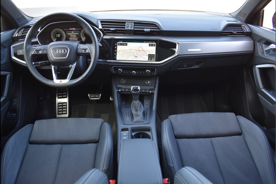 Audi Q3 Sportback 45 TFSI e S-Line 245 Pk Pano Navi Memory 360 Camera ACC 20 Inch