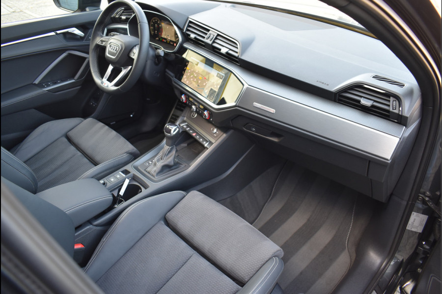 Audi Q3 Sportback 45 TFSI e S-Line 245 Pk Pano Navi Memory 360 Camera ACC 20 Inch