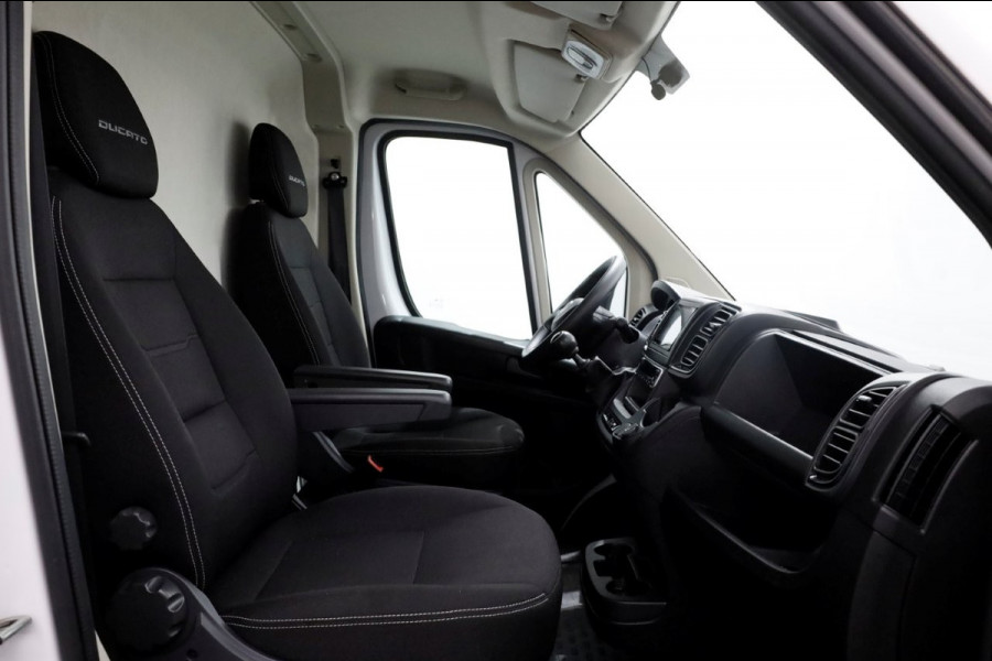 Fiat Ducato 30 2.2 MultiJet 140pk L2H2 Airco/Navi/Camera 01-2023
