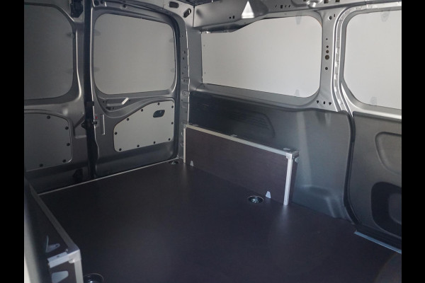Peugeot e-Partner L2 50 kWh | 0% rente | camera | Apple Carplay/Android Auto | betimmering | Eco LED koplampen | Comfort stoel | rijklaarprijs