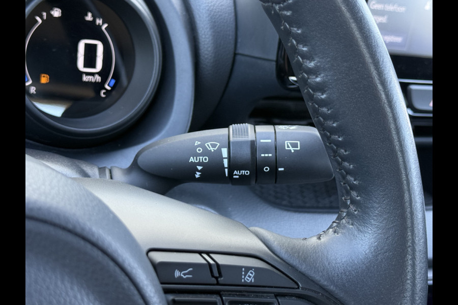 Toyota Yaris 1.5 Hybrid Team D | CarPlay | ACC | Camera | Keyless | LED