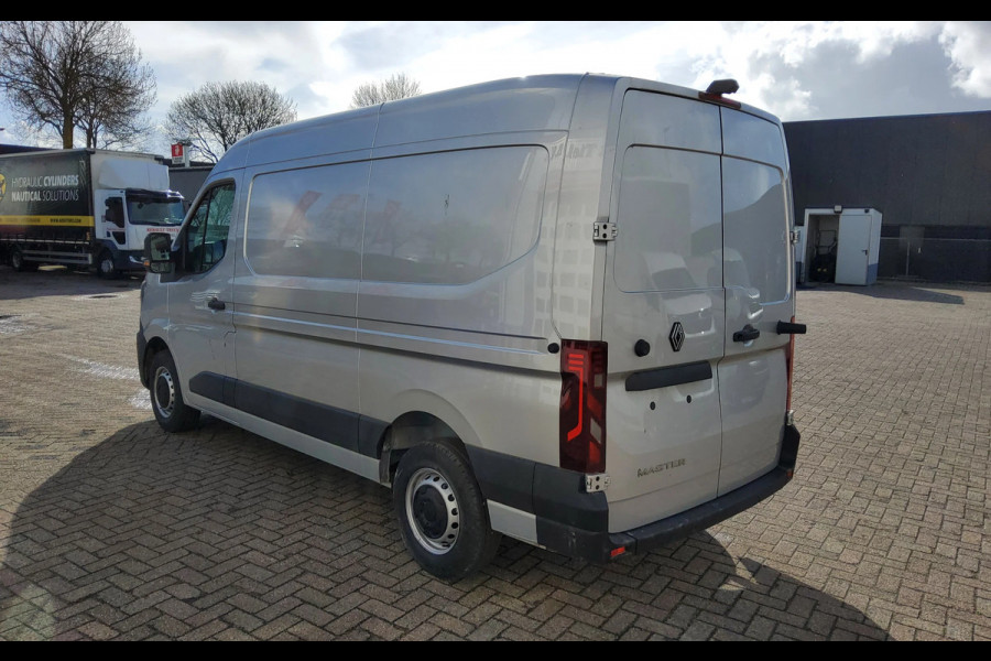 Renault Master 170.35 L2H2 - V-55-LKG - GESLOTEN GRIJS METALLIC - EURO 6 - BPM VRIJ!