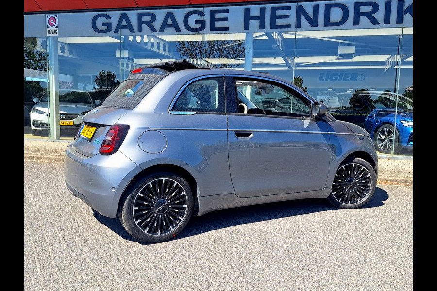 Fiat 500C La Prima 42 kWh | SOH: nnb | Climate | Camera | Adaptive CC | Blindspot |