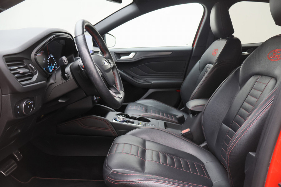 Ford Focus 1.5 EcoBoost ST Line Business Navigatie, Apple CarPlay, 18" LM Velgen