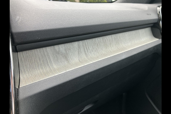 Volvo XC40 2.0 T4 Inscription | 380º camera | Leder | 12 MND Garantie