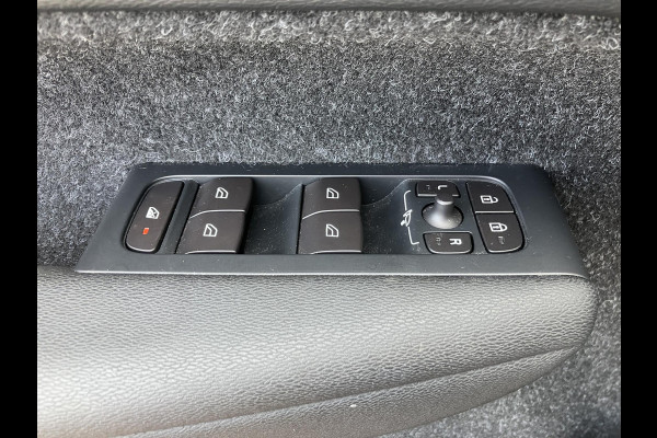 Volvo XC40 2.0 T4 Inscription | 380º camera | Leder | 12 MND Garantie