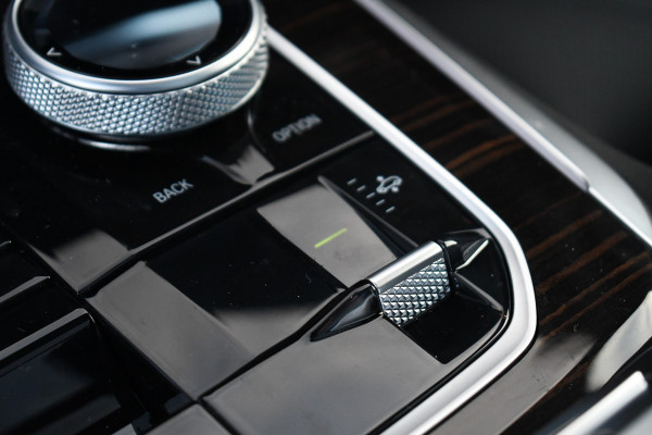 BMW X5 xDrive50e M-Sport Pro Pano Massage+koel Trekh ACC 360 H/K Shadow