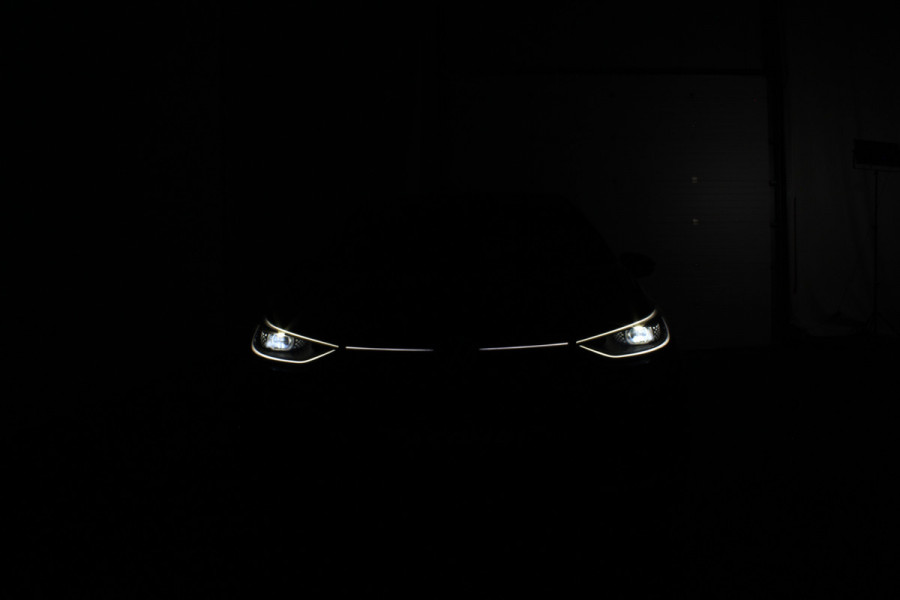 Volkswagen ID.3 Pro Business 59 kWh > Warmtepomp!/Trekhaak/19inch/Grenadilla Black...