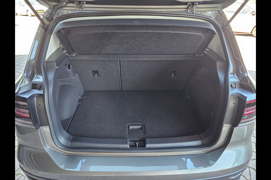 Volkswagen T-Cross 1.0 TSI Style | Automaat | LED | Stoelverwarming | App-connect | ACC | Blind spot | Black Design pakket |