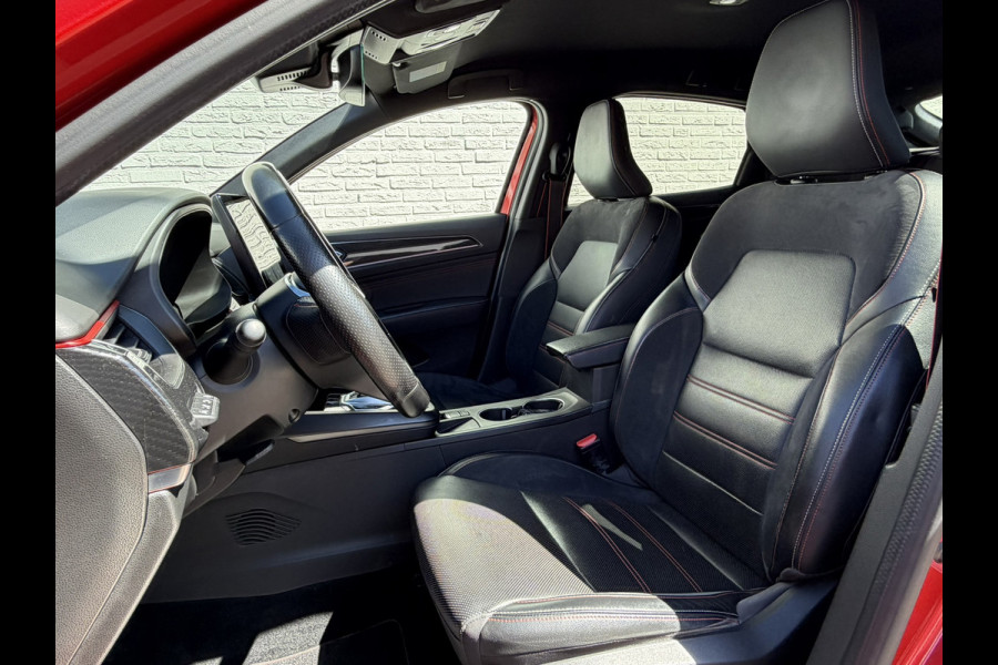 Renault Arkana 1.6 E-Tech Hybrid R.S. Line Camera + PDC Stoel-Stuur verwarming Carplay Navigatie Elektrische stoelen