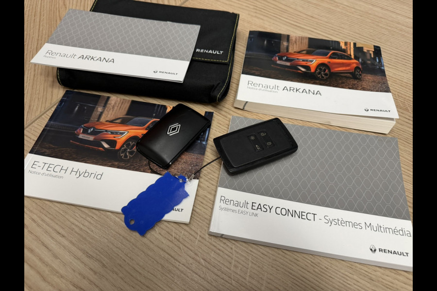 Renault Arkana 1.6 E-Tech Hybrid R.S. Line Camera + PDC Stoel-Stuur verwarming Carplay Navigatie Elektrische stoelen