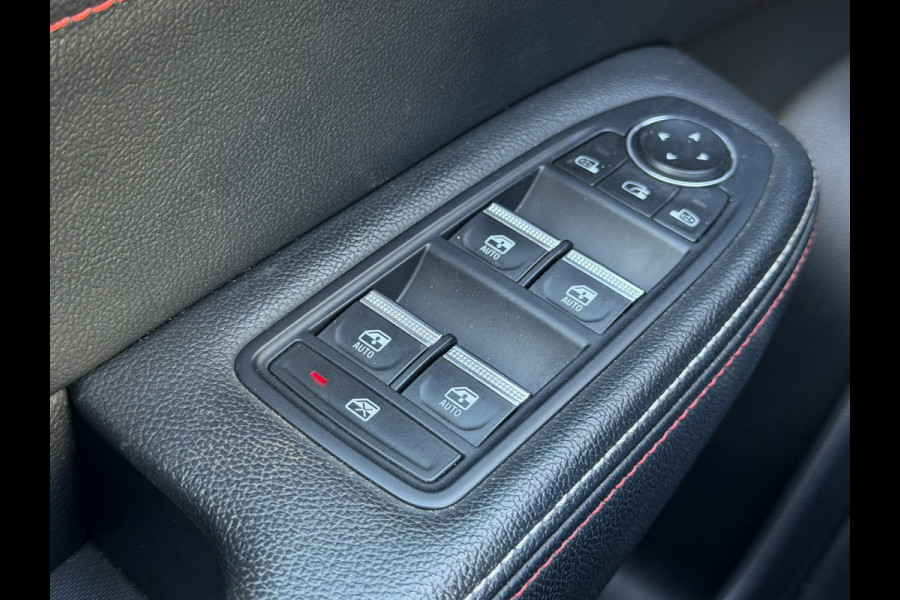 Renault Arkana 1.6 E-Tech Hybrid R.S. Line Camera + PDC Stoel-Stuur verwarming Carplay Navigatie Elektrische stoelen