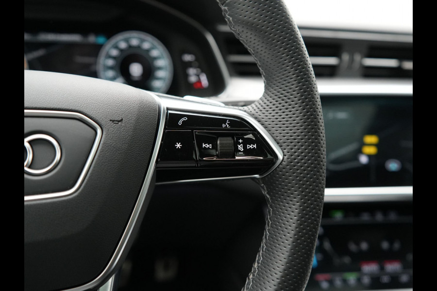 Audi A6 Avant 50 TFSI e Quattro 2x S Line PHEV 300pk Dealer O.H. | Trekhaak Af Fabriek | Panodak | Head Up | Adaptive Cruise | Matrix LED | Bang & Olufsen | Lederen Comfortzetels Memory & Ventilatie | Camera | Keyless | Blis | 20"L.M | Plug In Hybrid |