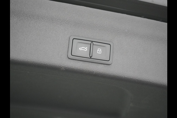 Audi A6 Avant 50 TFSI e Quattro 2x S Line PHEV 300pk Dealer O.H. | Trekhaak Af Fabriek | Panodak | Head Up | Adaptive Cruise | Matrix LED | Bang & Olufsen | Lederen Comfortzetels Memory & Ventilatie | Camera | Keyless | Blis | 20"L.M | Plug In Hybrid |