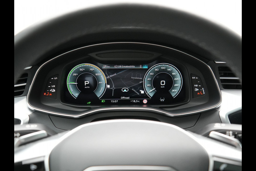 Audi A6 Avant 50 TFSI e Quattro 2x S Line PHEV 300pk Dealer O.H. | Trekhaak Af Fabriek | Panodak | Head Up | Adaptive Cruise | Matrix LED | Bang & Olufsen | Lederen Comfortzetels Memory & Ventilatie | Camera | Keyless | Blis | 20"L.M | Plug In Hybrid |