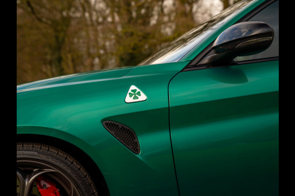 Alfa Romeo Giulia 2.9 V6 Quadrifoglio MY26 | Carbon dak | Akrapovic | Carbon stoelen | Facelift