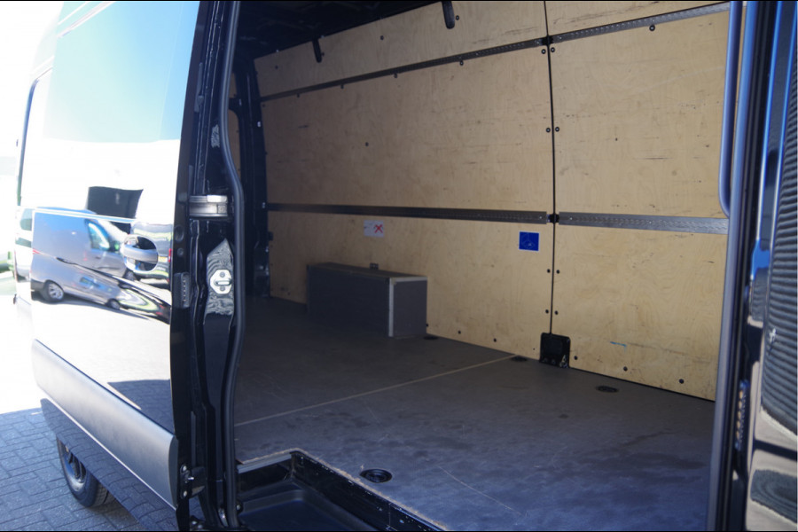 Mercedes-Benz Sprinter 319 3.0 CDI V6 L3H2 AUT. LED, 3.5T TREKHAAK, STOELVERWARMING, ADAPT. CRUISE, MBUX 10'', CAMERA, NAVI, CLIMA