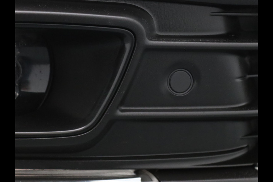 Renault Captur TCe Intens 150pk Camera | Cruise | Navi | Parkeersens. v+a | Trekhaak