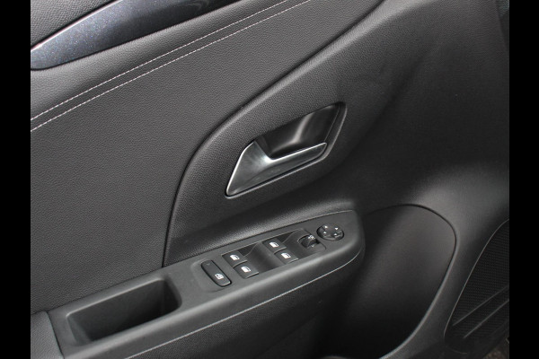 Opel Corsa 1.2 100pk Turbo Elegance Sky Panorama dak Stuurverwarming Climate control Cruise control LED Stoelverwarming Camera Navigatie Apple Carplay/ Android Auto