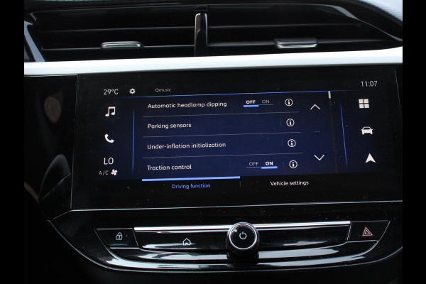 Opel Corsa 1.2 100pk Turbo Elegance Sky Panorama dak Stuurverwarming Climate control Cruise control LED Stoelverwarming Camera Navigatie Apple Carplay/ Android Auto