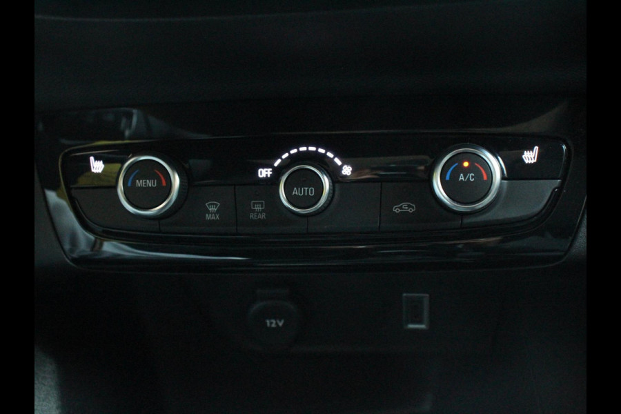 Opel Corsa 1.2 100pk Turbo Elegance Sky Panorama dak Stuurverwarming Climate control Cruise control LED Stoelverwarming Camera Navigatie Apple Carplay/ Android Auto
