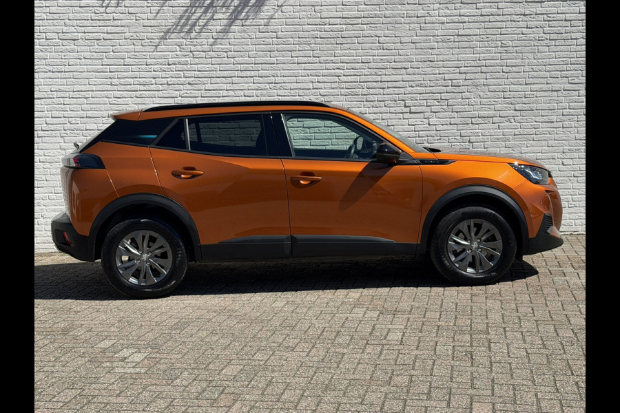 Peugeot 2008 1.2 PureTech Automaat Camera Cruise Clima Navigatie Carplay Lane Assist Led