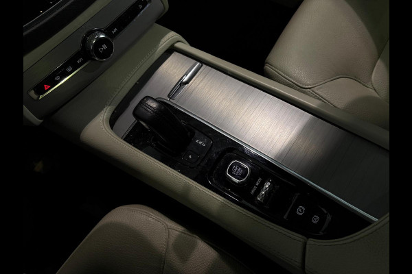 Volvo XC90 T8 Aut. Momentum ACC Parkeercamera Stoelverwarming 390pk