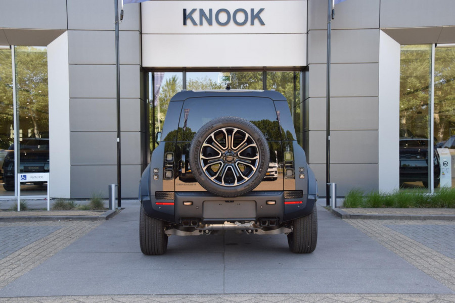 Land Rover Defender 4.4 P635 110 Octa
