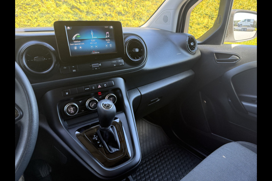 Mercedes-Benz eCitan 51 kWh / L2H1 / TREKHAAK / 3-ZITS / **7.812 KM!!** / CAMERA / CRUISE / ECC / CARPLAY