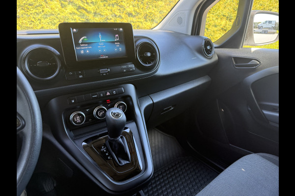 Mercedes-Benz eCitan 51 kWh / L2H1 / TREKHAAK / 3-ZITS / **7.812 KM!!** / CAMERA / CRUISE / ECC / CARPLAY