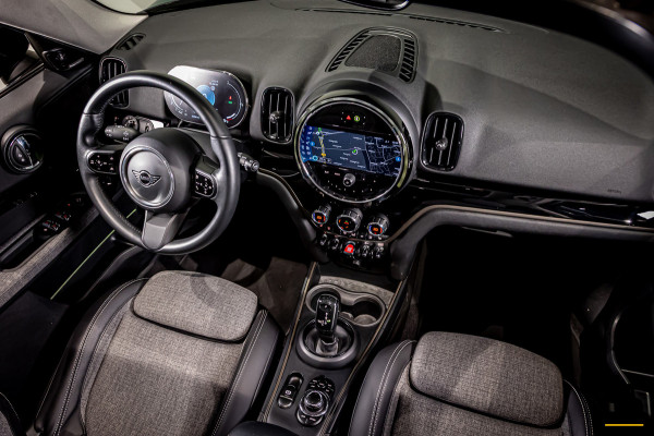 MINI Countryman 1.5 Cooper Essential|Pano|H&K|Full|1eig