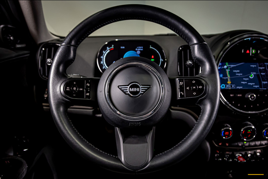 MINI Countryman 1.5 Cooper Essential|Pano|H&K|Full|1eig