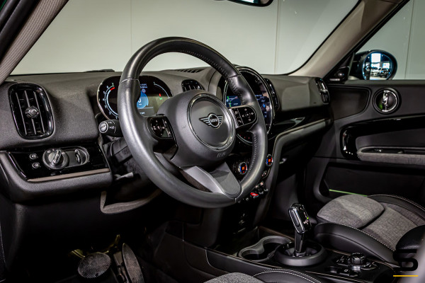 MINI Countryman 1.5 Cooper Essential|Pano|H&K|Full|1eig