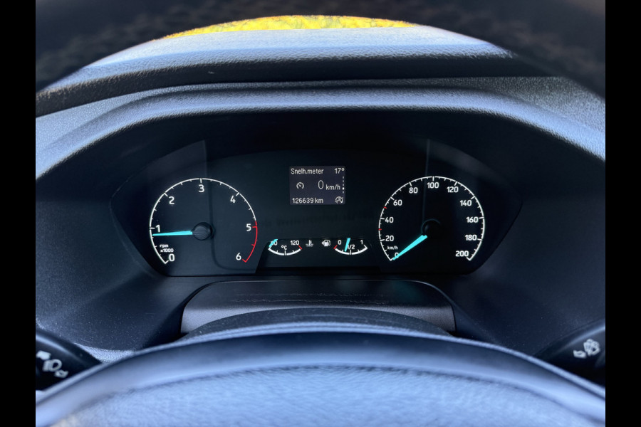 Ford Transit Custom 2.0 TDCI 130 PK / L2H1 / TREKHAAK / AIRCO / CRUISE / STOELVERW / 2800 KG AHG