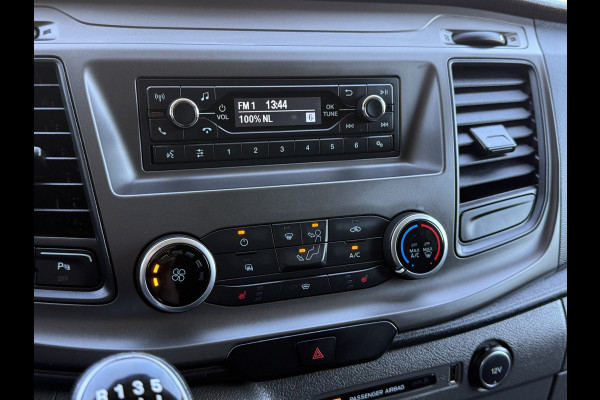 Ford Transit Custom 2.0 TDCI 130 PK / L2H1 / TREKHAAK / AIRCO / CRUISE / STOELVERW / 2800 KG AHG