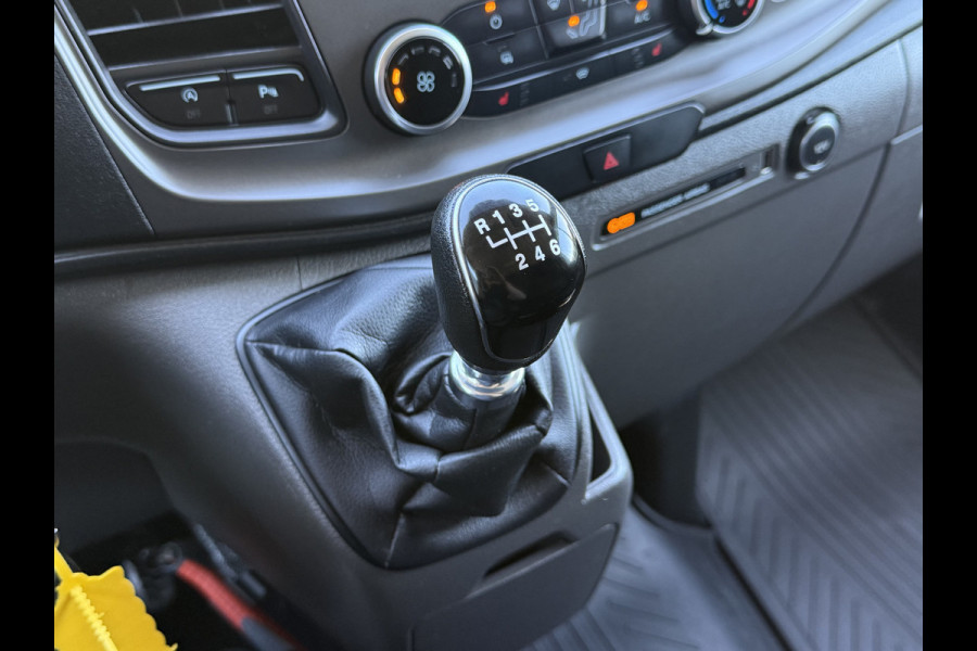 Ford Transit Custom 2.0 TDCI 130 PK / L2H1 / TREKHAAK / AIRCO / CRUISE / STOELVERW / 2800 KG AHG