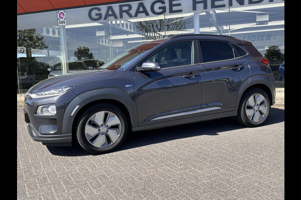 Hyundai Kona EV Limited 64 kWh | SOH: 95,3% | Leder | Full LED | Camera | Blindspot | Navi | Climate | Adaptive CC |