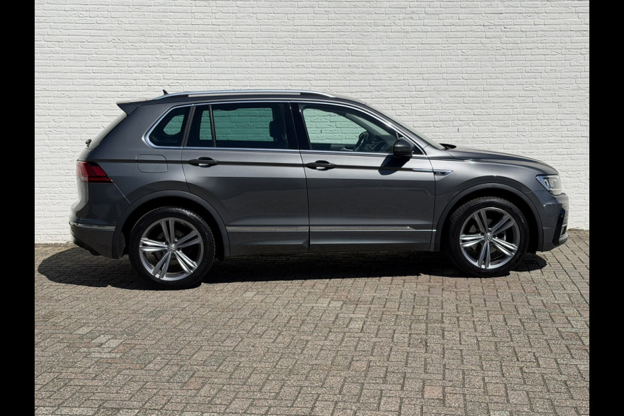 Volkswagen Tiguan 1.5 TSI ACT Highline R-Line Automaat Pdc V+A Dab+ Carplay Adapt Cruise Navigatie Led