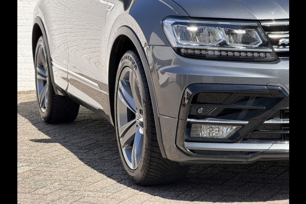Volkswagen Tiguan 1.5 TSI ACT Highline R-Line Automaat Pdc V+A Dab+ Carplay Adapt Cruise Navigatie Led