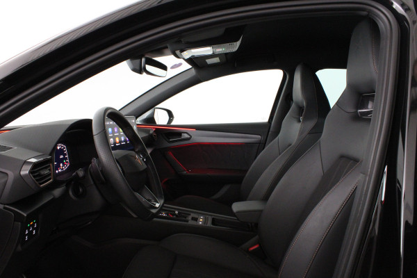 CUPRA Leon Sportstourer 1.4 e-Hybrid Business > Midnight Black/Dynamic Chassis Control/Stuurwielverwarming...