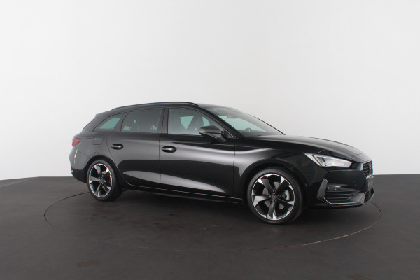 CUPRA Leon Sportstourer 1.4 e-Hybrid Business > Midnight Black/Dynamic Chassis Control/Stuurwielverwarming...