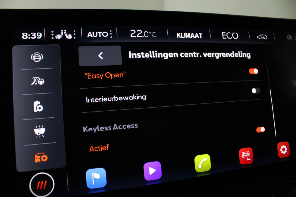 CUPRA Leon Sportstourer 1.4 e-Hybrid Business > Midnight Black/Dynamic Chassis Control/Stuurwielverwarming...