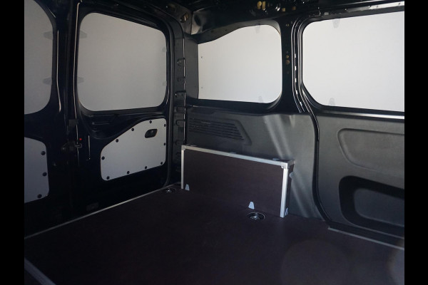 Peugeot e-Partner L1 50 kWh | 8 jaar garantie | Pakket Winter | betimmering | Eco LED koplampen | rijklaarprijs