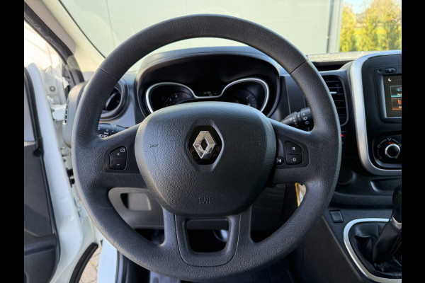 Renault Trafic 2.0 dCi 145 PK / AUTOMAAT / L1H1 / 2x SCHUIFDEUR / SORTIMO INRICHTING / TREKHAAK / IMPERIAAL