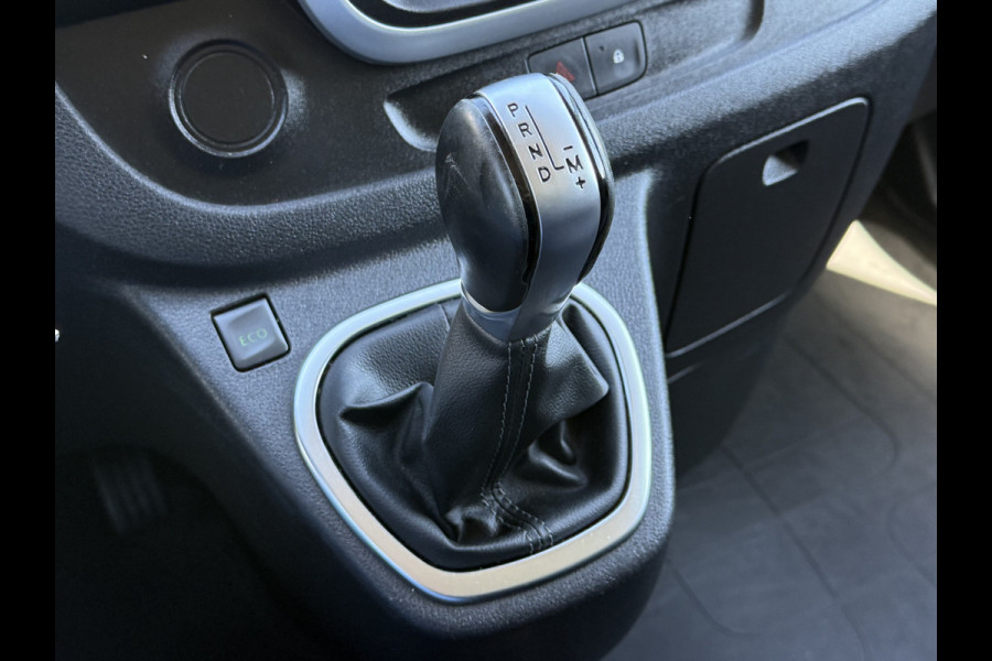 Renault Trafic 2.0 dCi 145 PK / AUTOMAAT / L1H1 / 2x SCHUIFDEUR / SORTIMO INRICHTING / TREKHAAK / IMPERIAAL