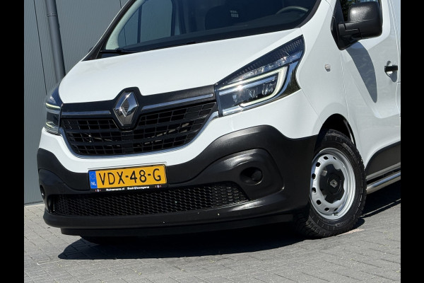Renault Trafic 2.0 dCi 145 PK / AUTOMAAT / L1H1 / 2x SCHUIFDEUR / SORTIMO INRICHTING / TREKHAAK / IMPERIAAL