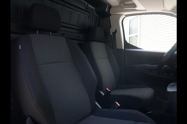 Peugeot e-Partner L1 50 kWh | 0% rente | 8 jaar garantie | Pakket Winter | betimmering | Eco LED koplampen | rijklaarprijs