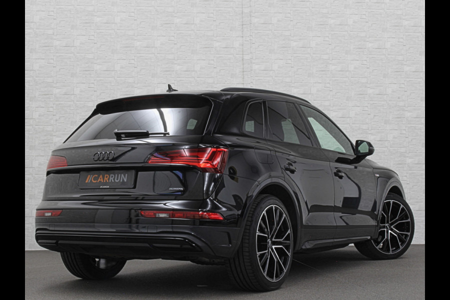 Audi Q5 50 TFSI e 300PK | Luchtvering | B&O Sound | Leder | Carbon | Sportstoelen | Carplay | Zwarte Hemel | Standkachel | Stoelverwarming | 3-Zone Clima | Black-Optic | Zonwering | Virtual Cockpit | LED | Autom. Achterklep | Bovag Garantie |
