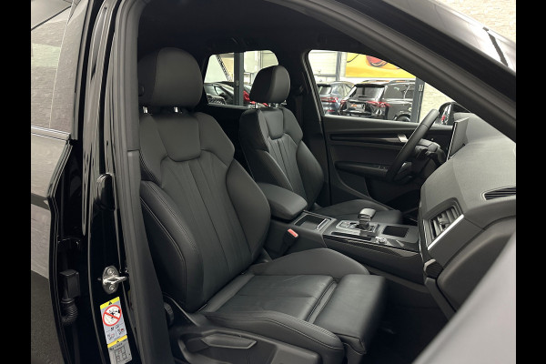 Audi Q5 50 TFSI e 300PK | Luchtvering | B&O Sound | Leder | Carbon | Sportstoelen | Carplay | Zwarte Hemel | Standkachel | Stoelverwarming | 3-Zone Clima | Black-Optic | Zonwering | Virtual Cockpit | LED | Autom. Achterklep | Bovag Garantie |